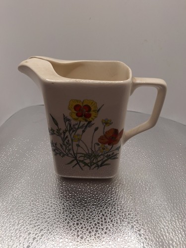 Wade water gravy - wade, jug