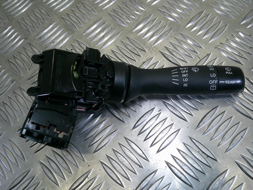 Toyota yaris wiper - t2,