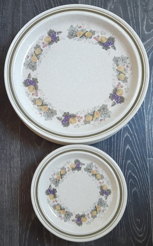 Vintage 1976 royal doulton - 12,