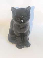 Sylvac Seated Black Cat Model