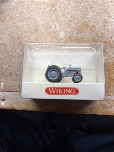 Scale wiking grey ferguson - wiking,