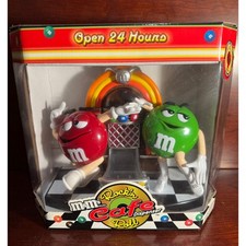 M&M's Rock n Roll Cafe Dispenser 50s Jukebox Music Candy Dancing In Box