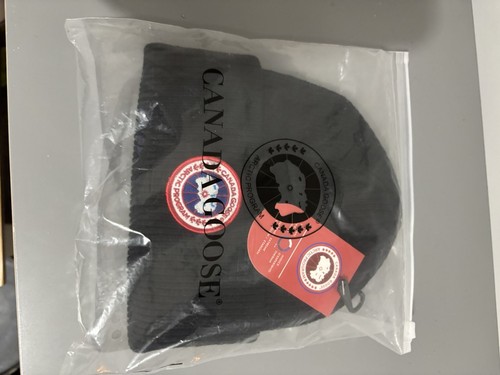Canada goose arctic toque hat - goose,