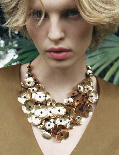 Zara gold metal petal - metal,