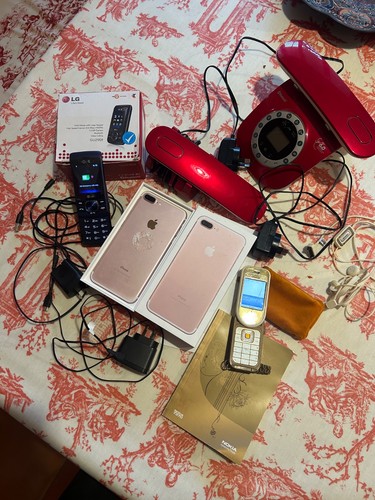 Vintage mobile phone bundle - vintage,