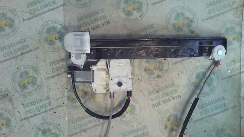 1881212 rear right window - rear,