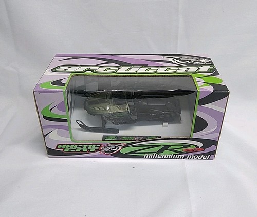 Arctic cat y2k - arctic, millennium
