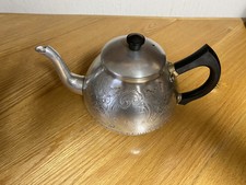 Swan Brand Carlton Ware 6"
