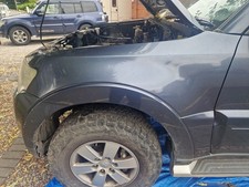 mitsubishi shogun mk4 v98w o/s/f driver wing and trim complete a72 grey breaking