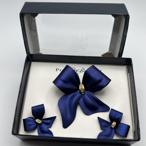 Tona bow brooch pierced - tona,