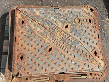 Wrekin D400 Highway Double Triangle Manhole Cover 750x600x100mm 40 T @£150 each
