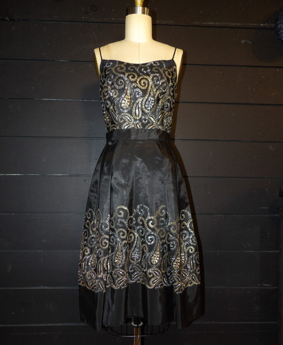 1950 vintage black - vintage, gold