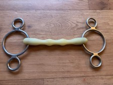 Happy Mouth Loose Ring Plastic Straight Bar Ripple Mouth universal gag 5.75” 