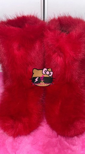 Red faux fur y2k gyaru - emo, alt