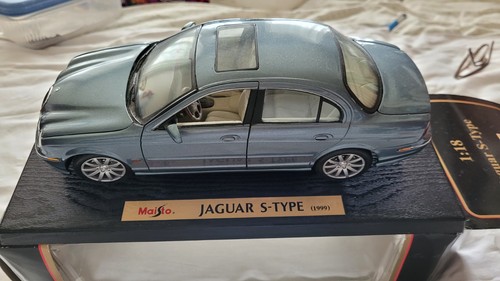 Maisto jaguar type - maisto, scale