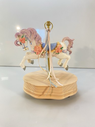 Vtg musical carousel horse - musical,