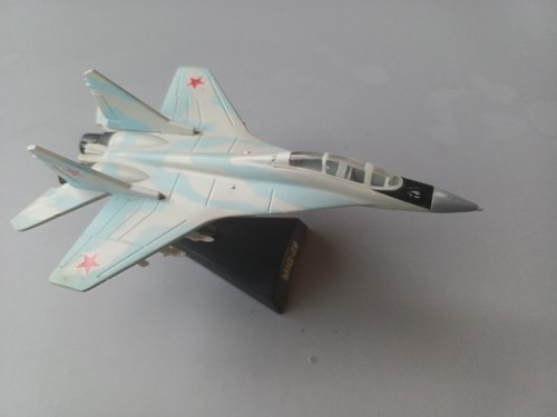 Del prado diecast model - del,