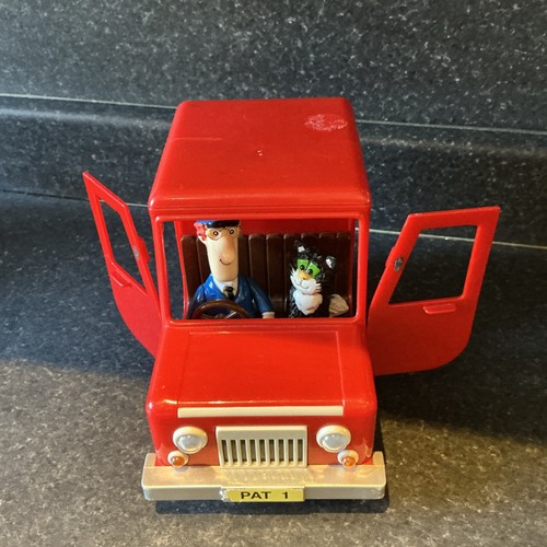 Postman pat - postman, mail
