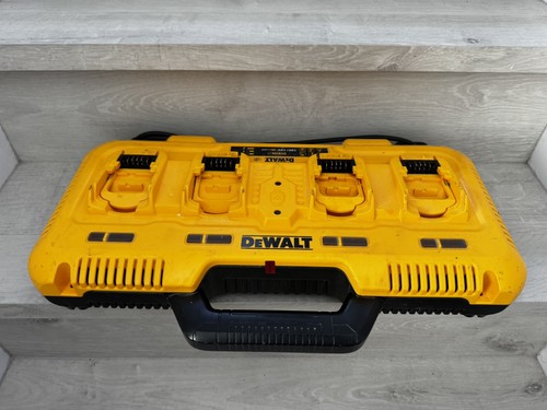 Dewalt dcb104 18v multiport - dewalt,