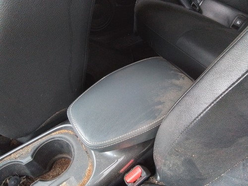 Centre armrest lid nissan juke - centre,