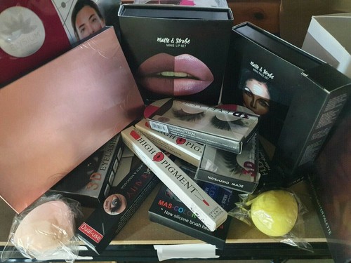 Wholesale mixed makeup items - ,