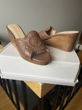 Women’s Jack Rogers Thompson