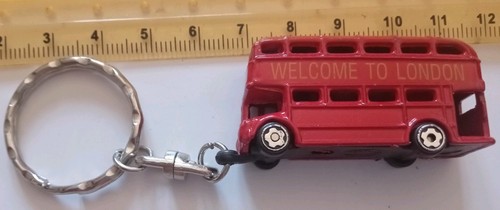 Vintage old keyring metal - vintage,