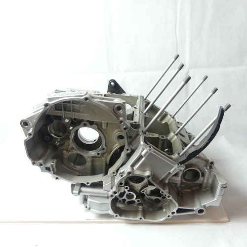 Yamaha tdm 850 - 850, engine