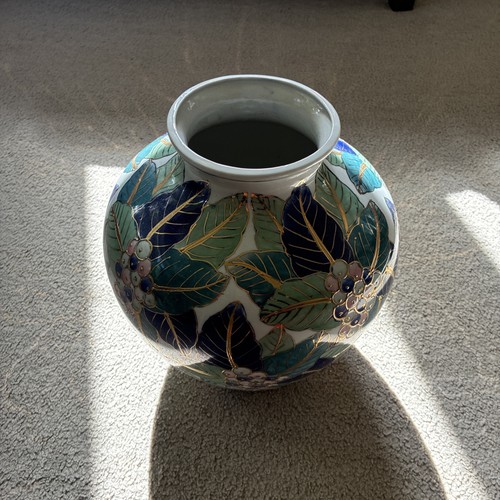 Japanese satsuma style - satsuma-style, or