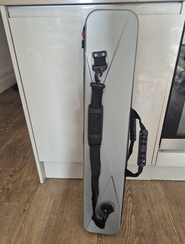 Brand new hard pool cue - pool, case