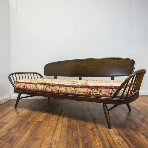 Ercol model 355 - brown, studio