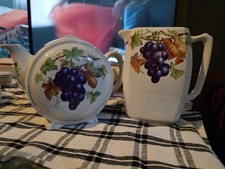  2 Pieces Ringtons Maling Ware "Vine" Teapot - 1940/50's