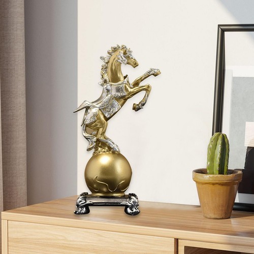 Horse statue collectible - statue,