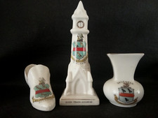 Crested China x3 all with