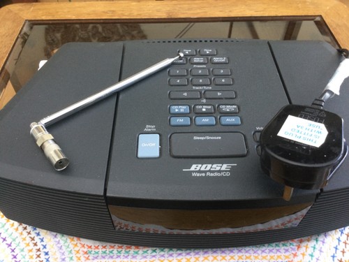 Bose wave clock radio - clock, cd/radio