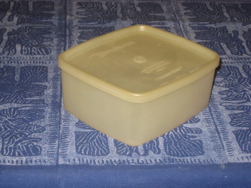 Collectable vintage medium - vintage,