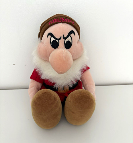 Disney snow white seven dwarfs - snow,