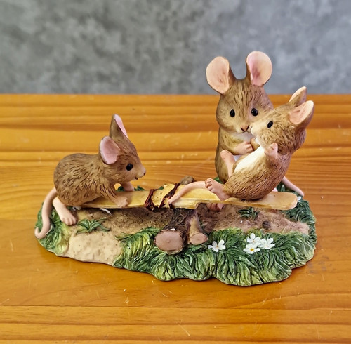 Border fine arts merrie mice - arts,