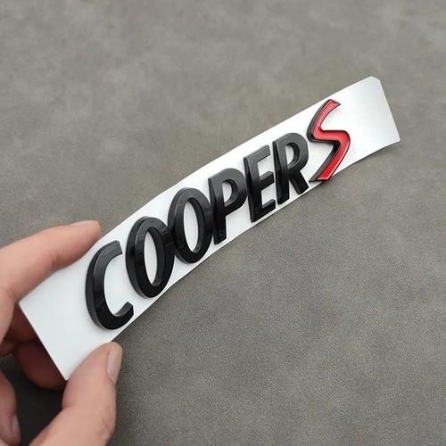 Cooper silver chrome - s, letters