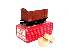 RARE HORNBY DUBLO 2 RAIL EXPORT 4475 VENTILATED VAN NR MINT UNUSED BOXED