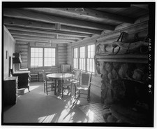 Moraine Lodge,Bear Lake