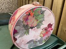 Ted Baker large Beauty Toiletries Case with contents New