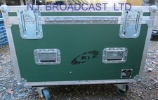 Ex F1  flightcase on wheels