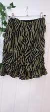 BNWT Zara green and black