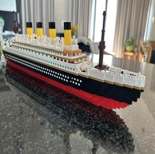 Titanic model ship building - model,