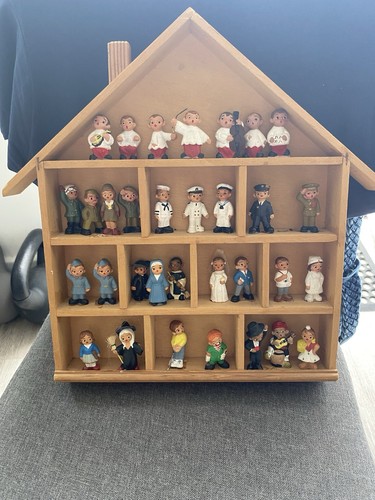1980 enesco wooden house - enesco,