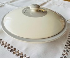 Royal Doulton - Frost Pine