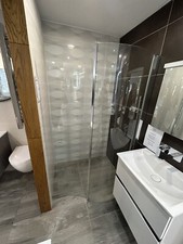 Roman Wave Walk In Panel (curved)