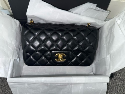 Chanel mini flap - flap, shiny