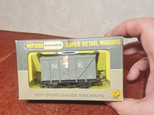 Triang Wrenn W5028 Banana  N.E. Wagon